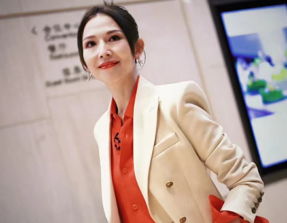 “娘娘”蔡少芬