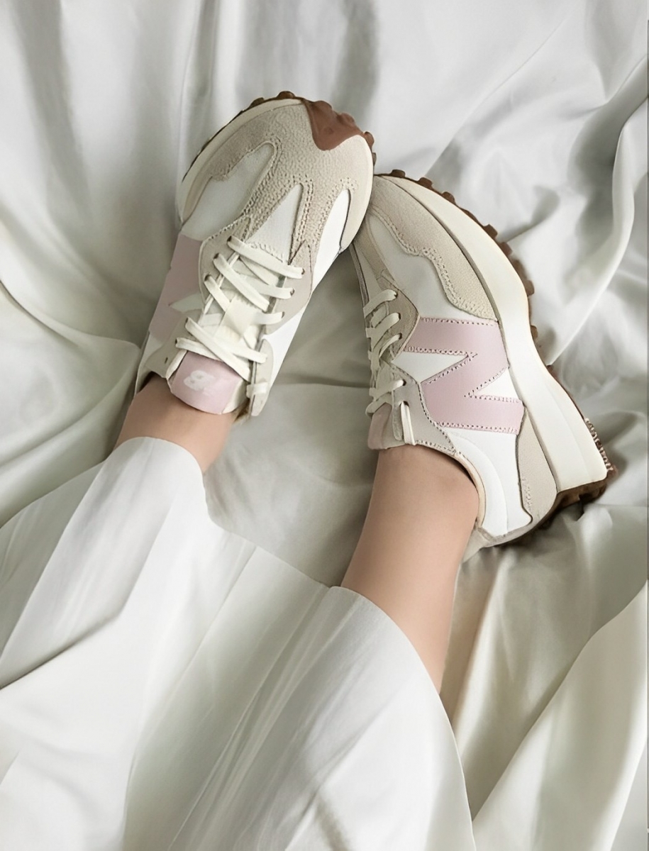 New Balance 327