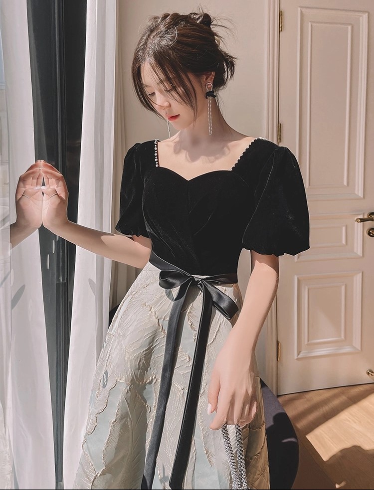 特定场合需要的服装可以少买
