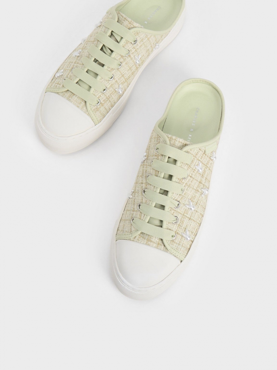 7、Bunny Tweed Slip-On Sneakers
