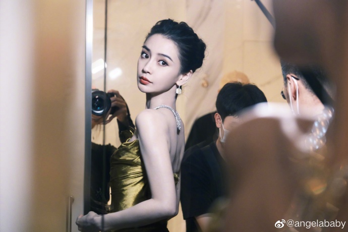 Angelababy杨颖
