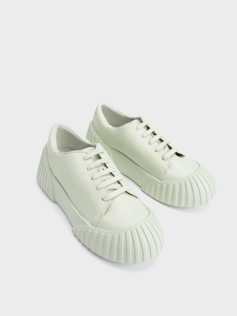 8、Adrian Chunky Sole Sneakers