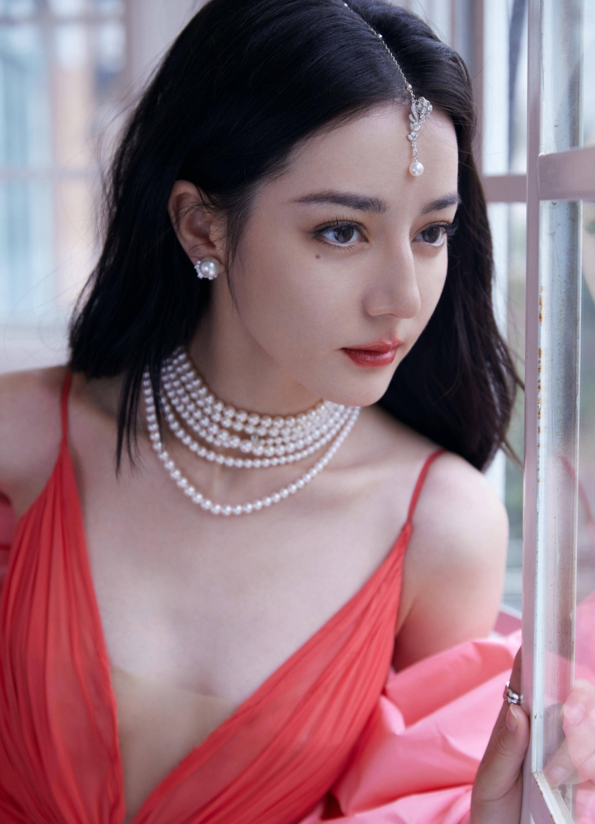 拥有一双水汪汪的大眼睛