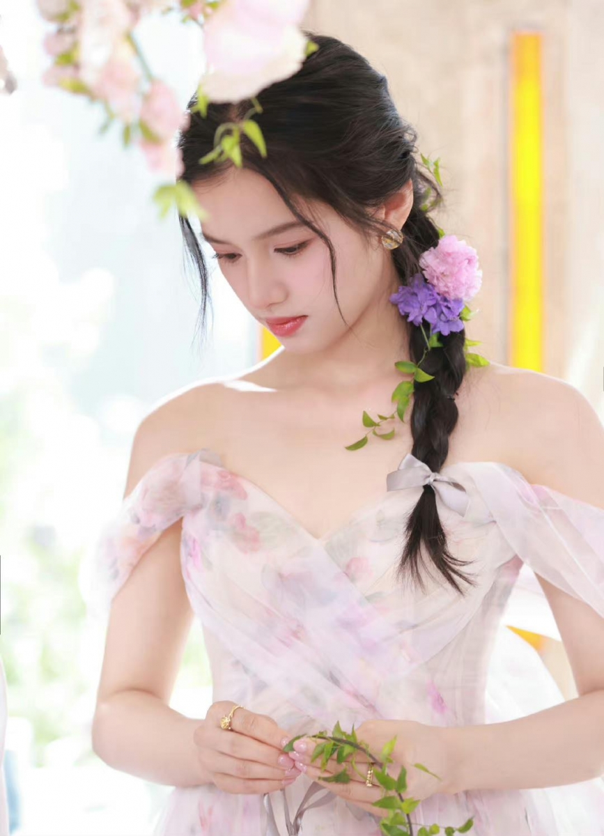 秒变淡雅恬静女神