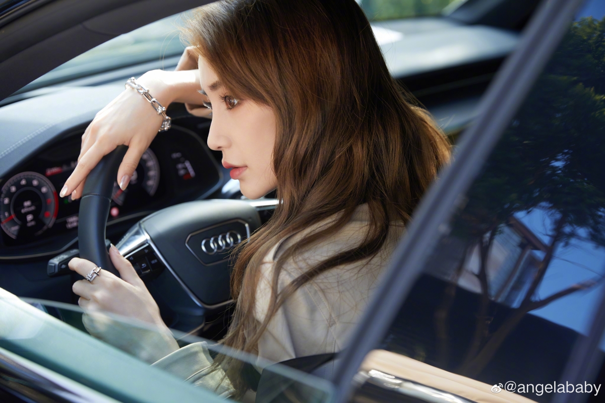 Angelababy杨颖