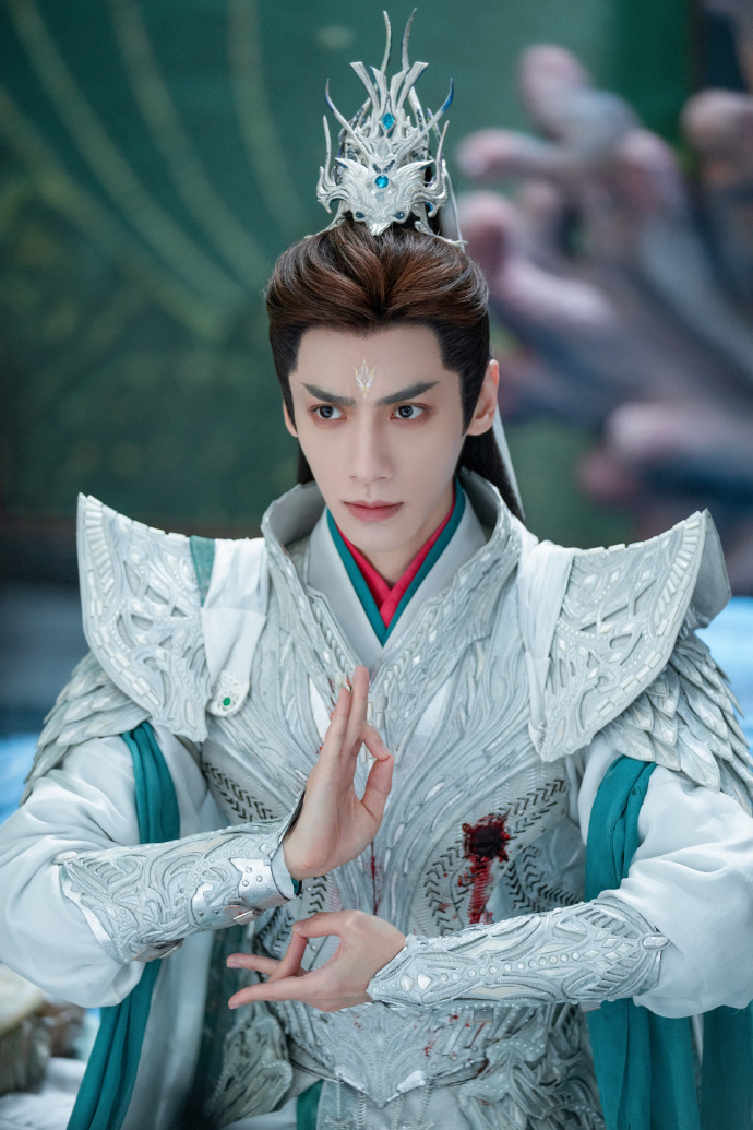 剧播过半，罗云熙演技终于上热搜