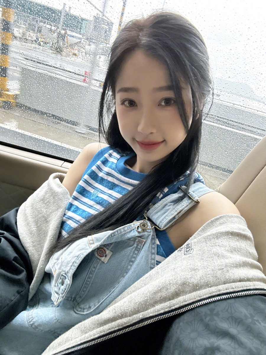 虞书欣感性喊话:「爱我的人应是齐心协力的」