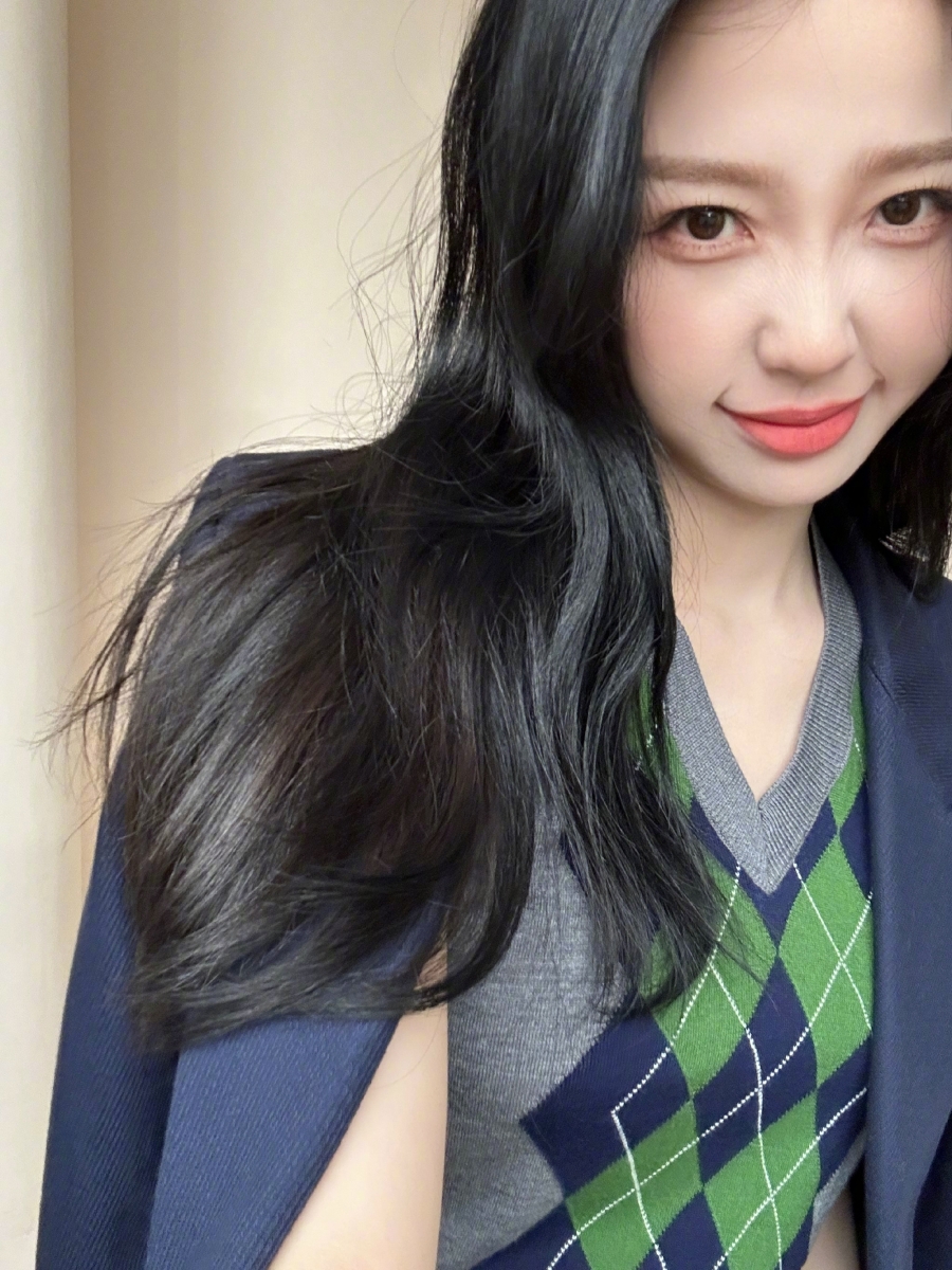 不要嘴上说着我保持初心,行动却努力把我变成其他的样子。