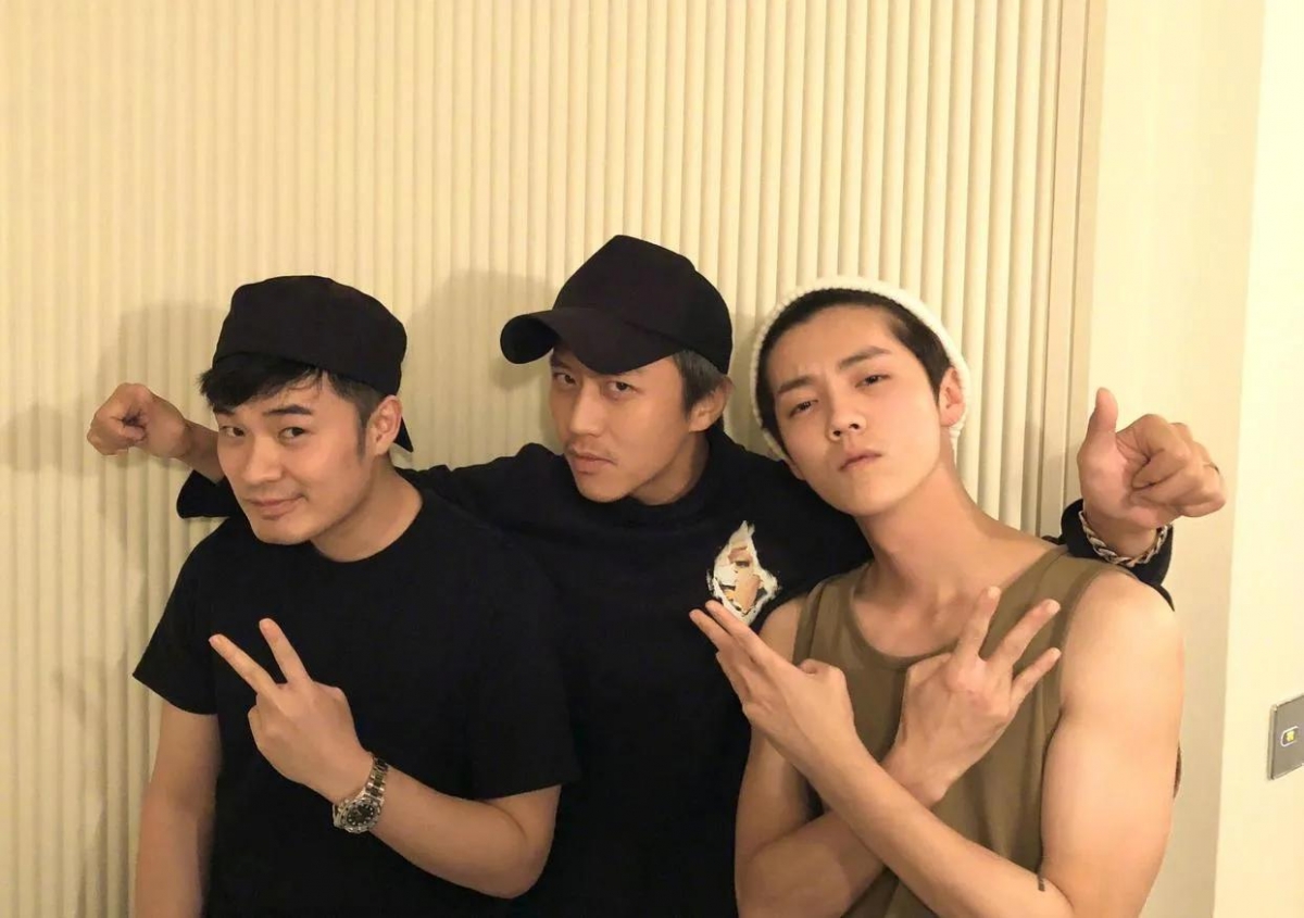 陈赫、鹿晗和邓超在《五哈》里齐聚担任常驻阵容