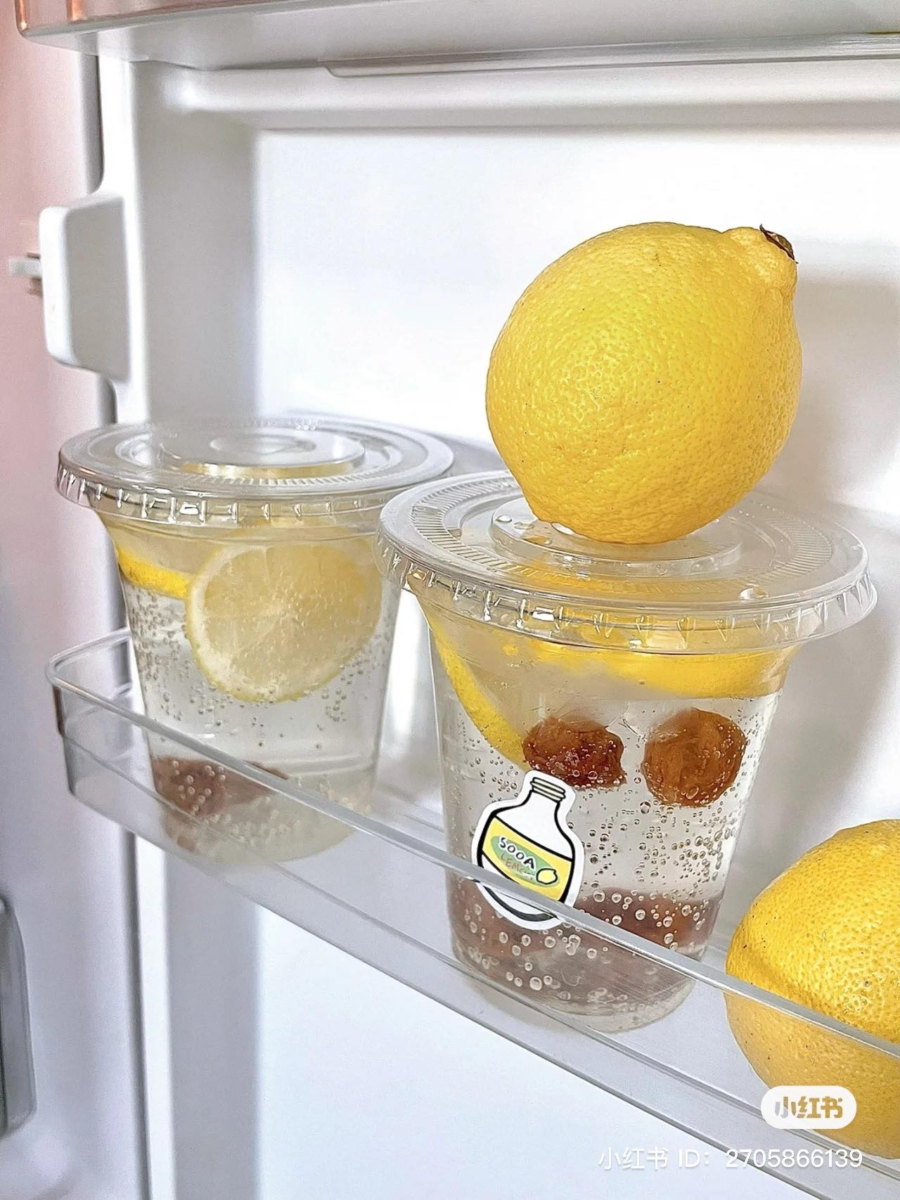 话梅柠檬 Sprite 气泡水