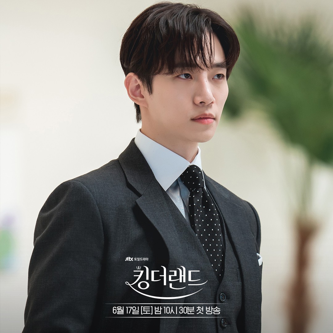 俊昊饰演男主角「具元」