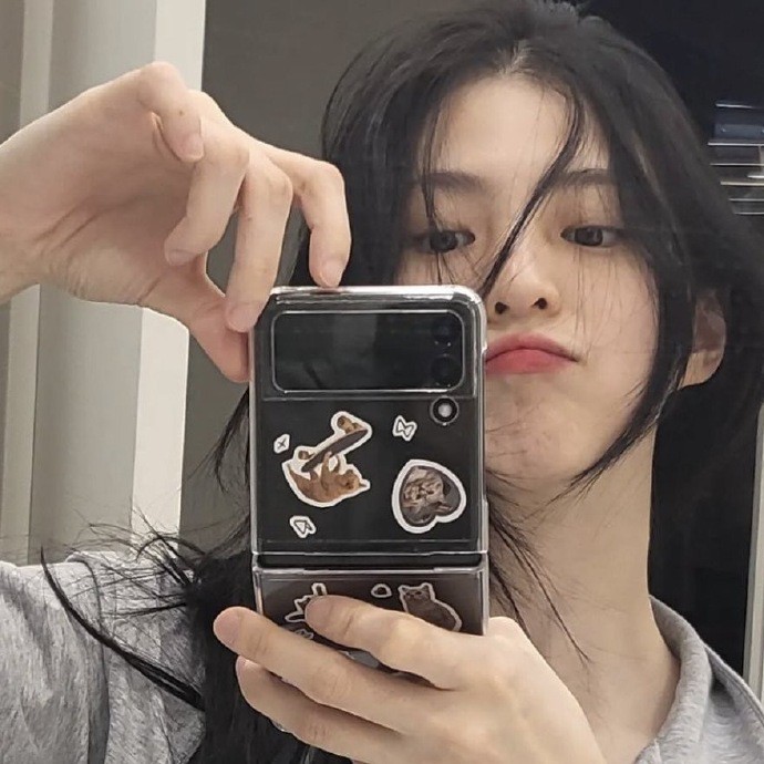 向粉丝派定心丸