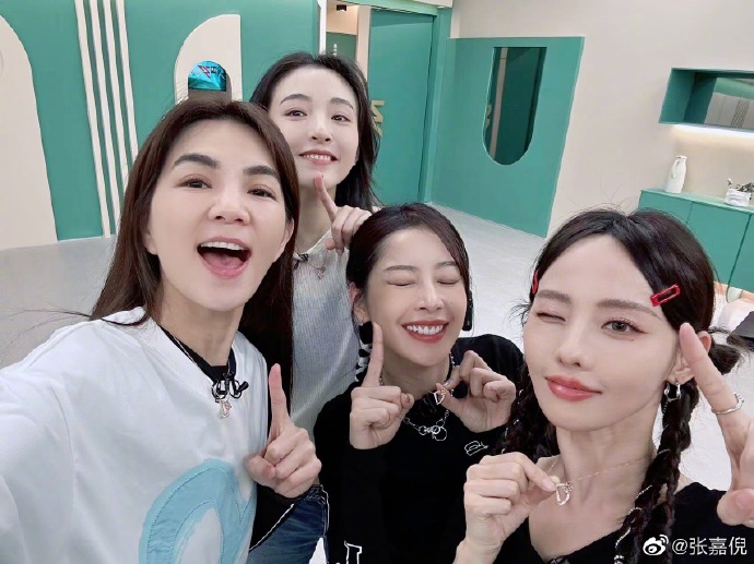 Ella 很会照顾人~