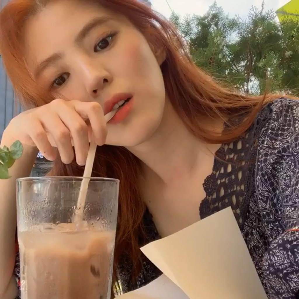 透露自己在适当地享受生活