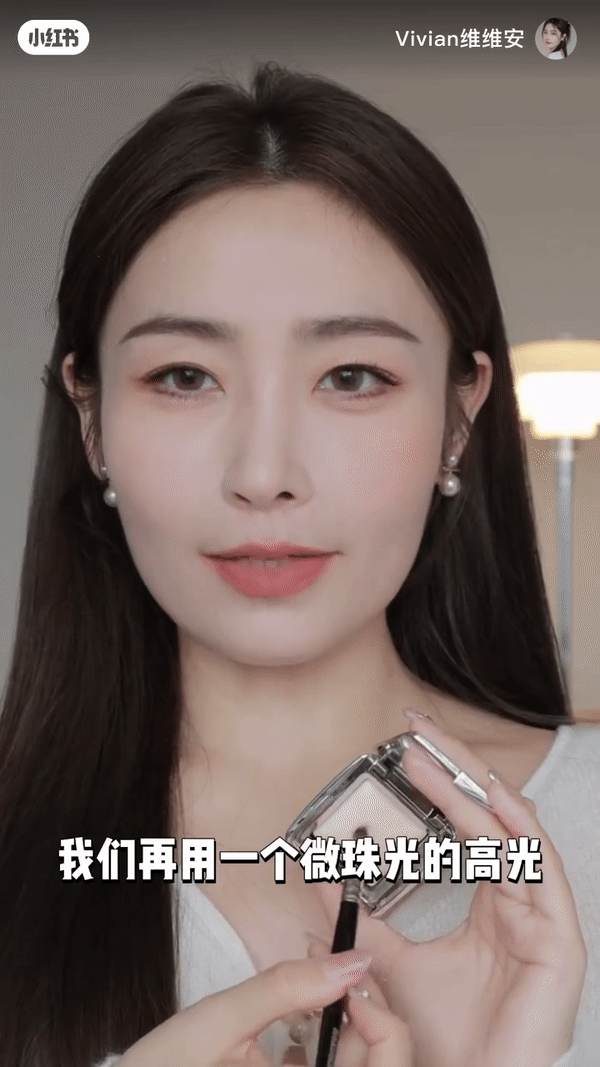 把「颧骨最高点」往内移