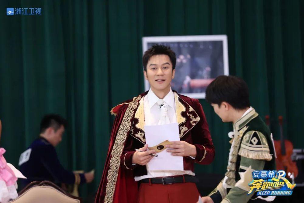 布景特效超惊悚逼真