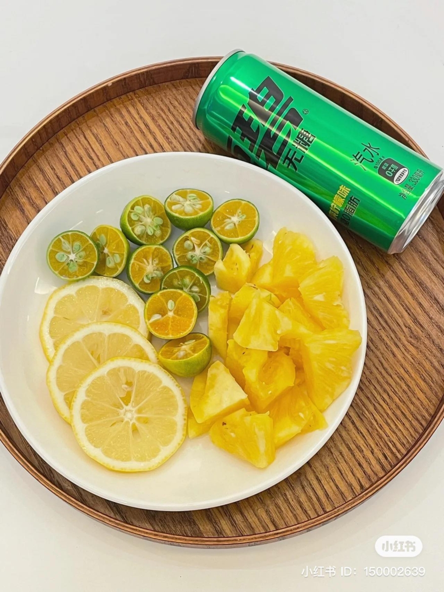 青桔菠萝 Sprite 气泡水