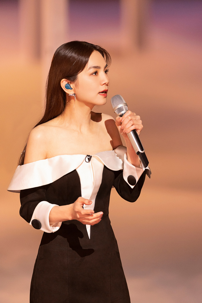 Ella 经历过网暴