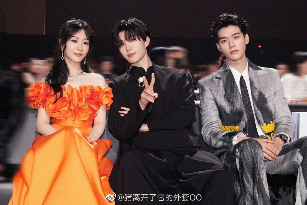 现场可谓是星光熠熠～