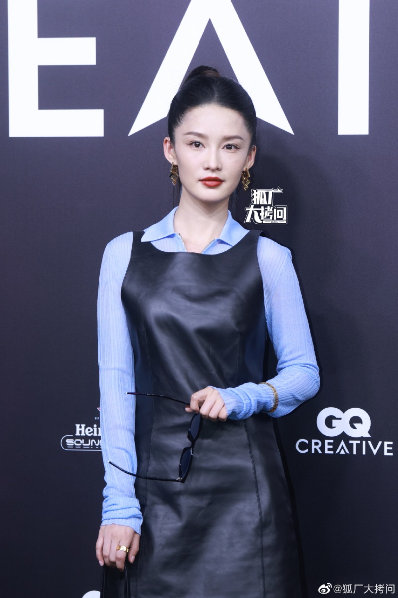 李沁造型惨翻车