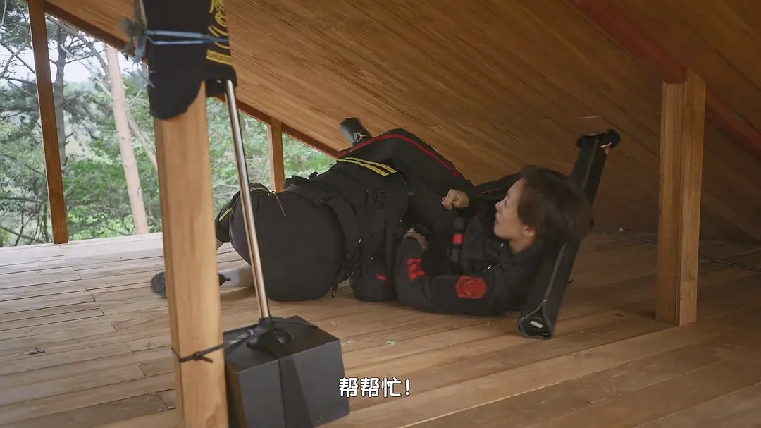 基地里的“防守旗帜”则关系到整个小组的生存