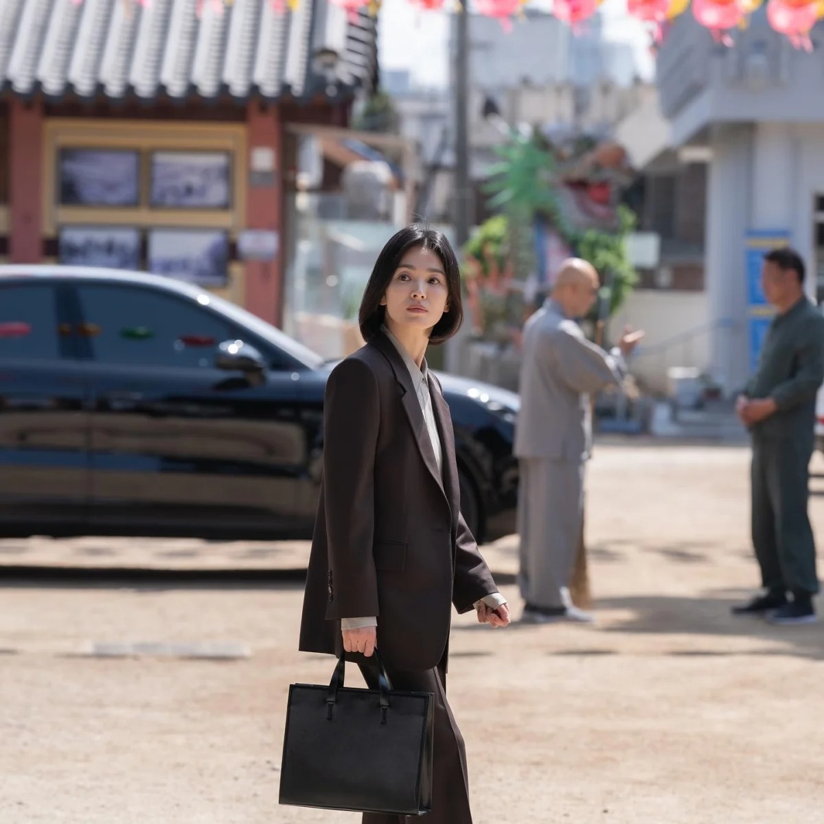 韩网友质疑是宋慧乔火了之后韩韶禧才装熟