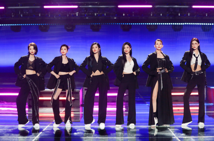 谢娜组的《下个，路口，见》