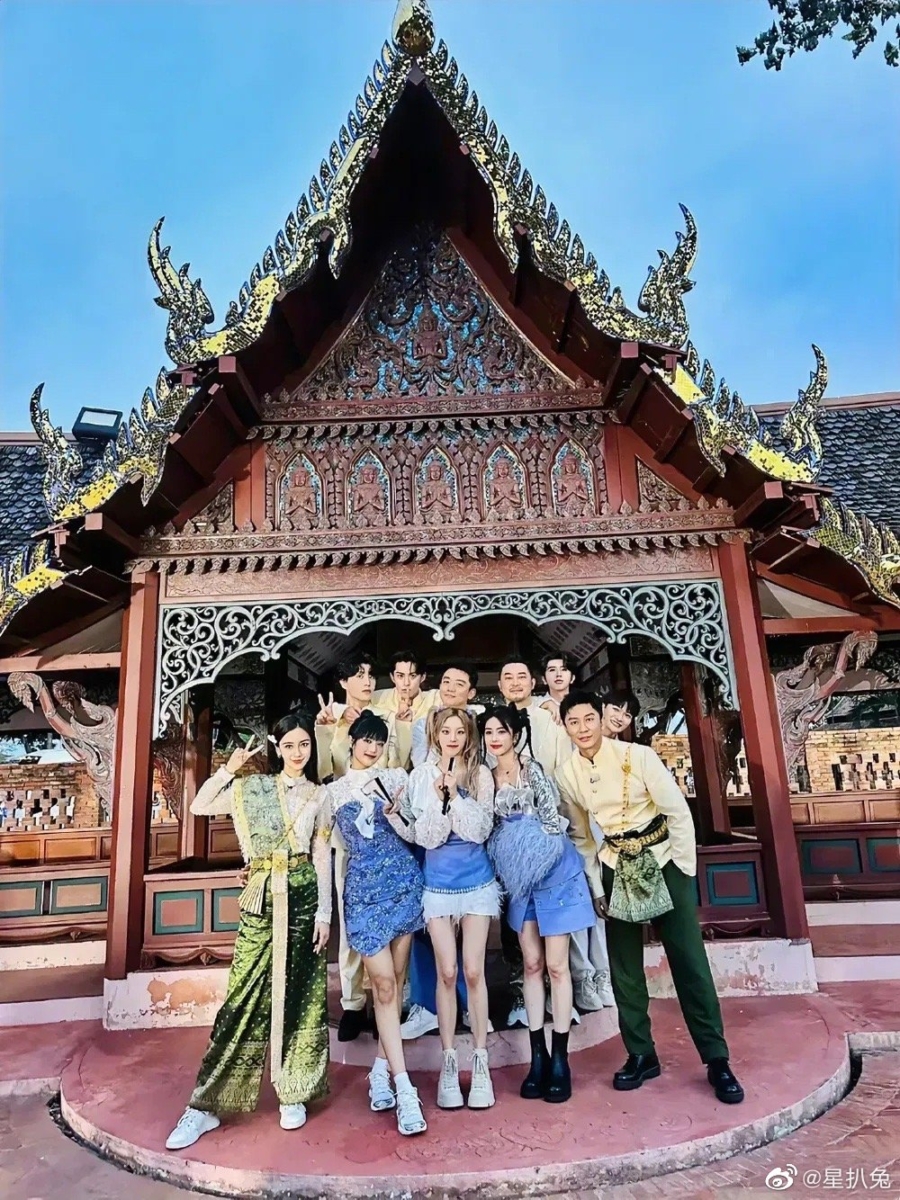 穿泰装的跑男团自带贵族气质