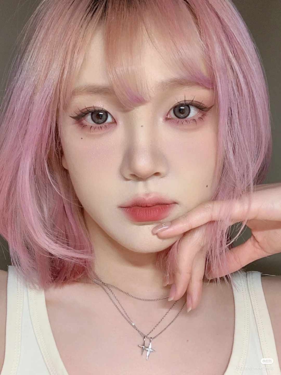 「千金感猫眼眼妆」