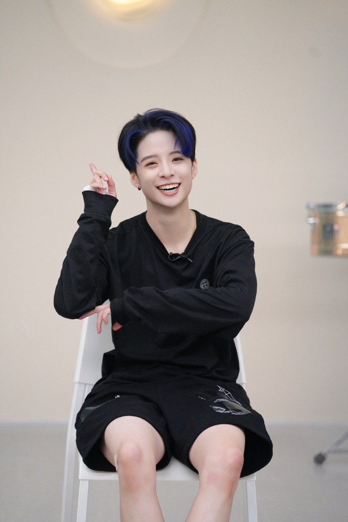 希望 Amber 之后不要再那么辛苦了！