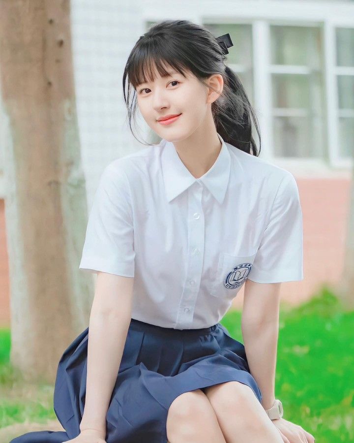 「桑稚」同款「清纯女高淡妆」的妆容思路