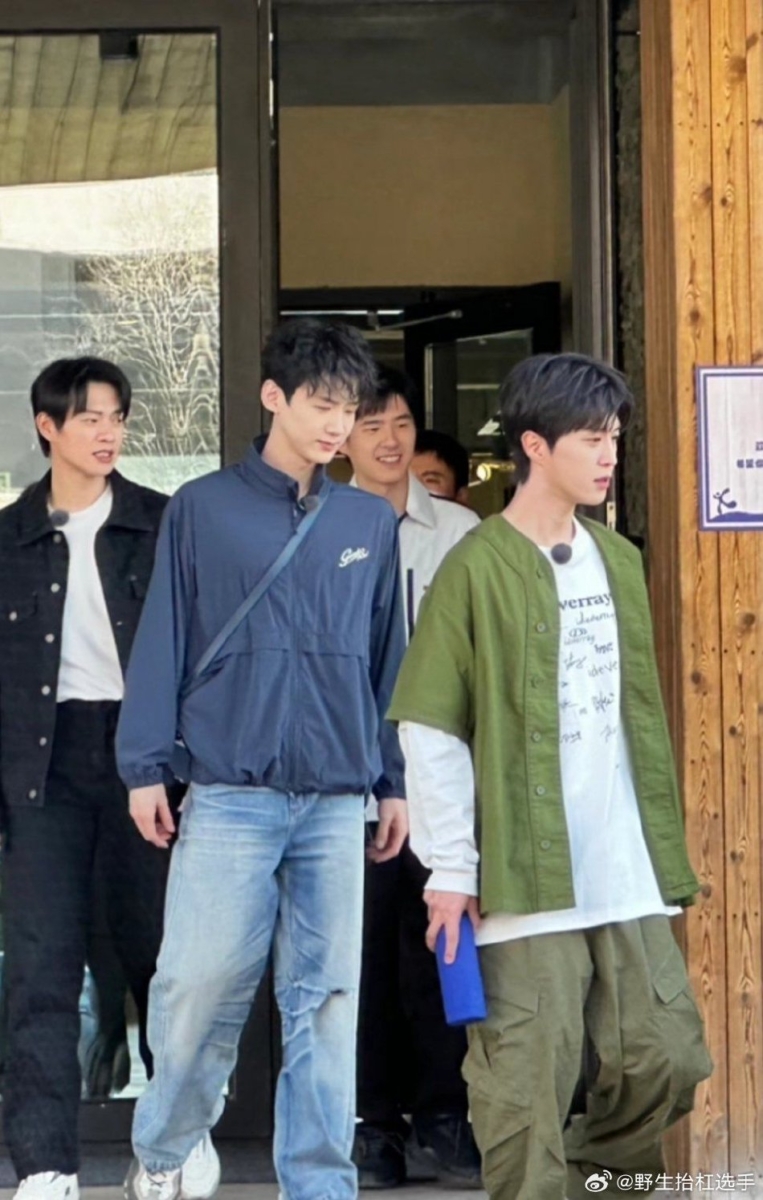 “显眼包”4人组