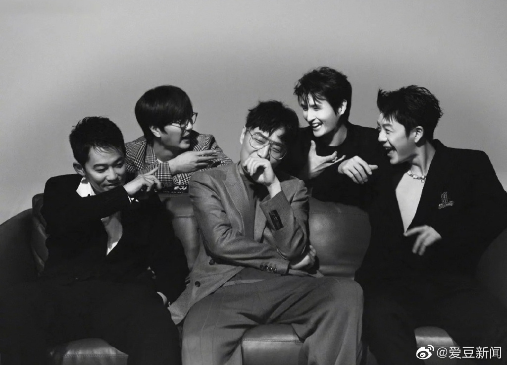 0713 再就业男团