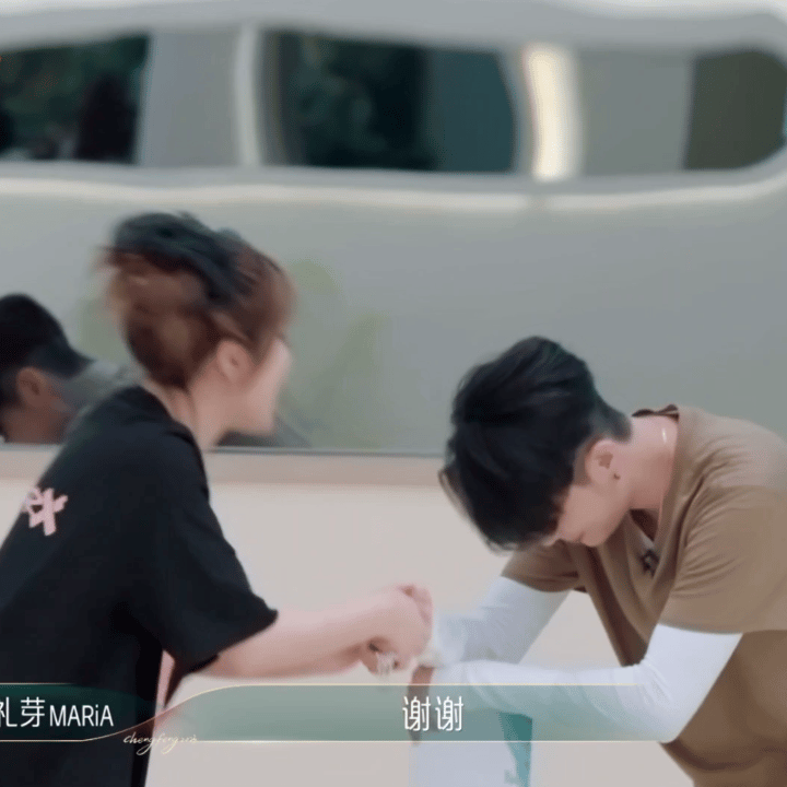 和《浪姐4》的乘风创始人身份很像