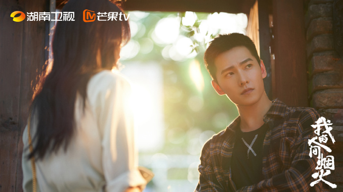 网友调侃杨洋现实里的样子比剧里鲜活多了