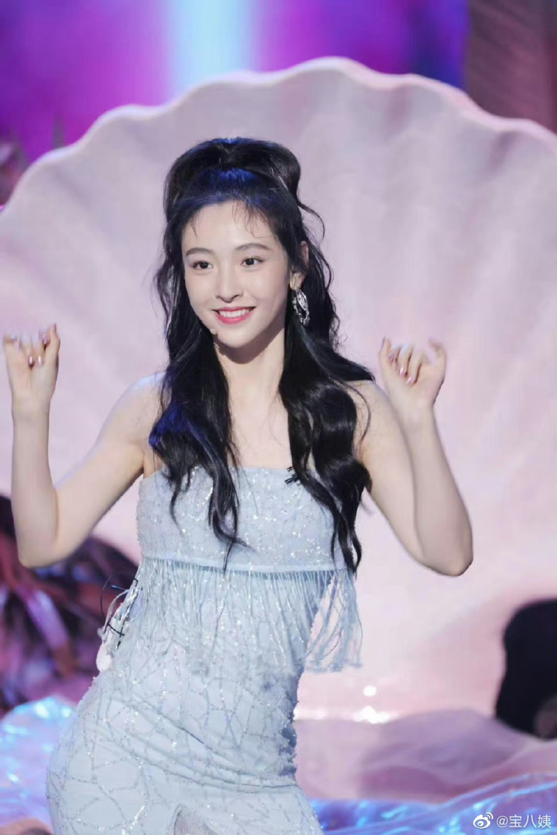 吴倩