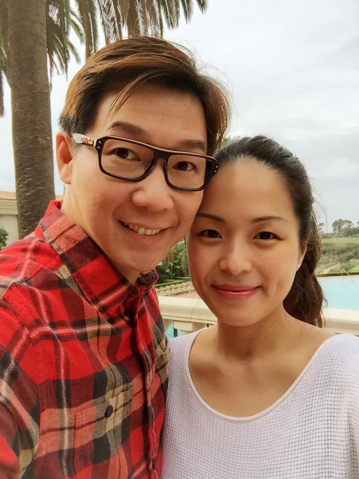 夫妻俩感情依旧甜蜜！