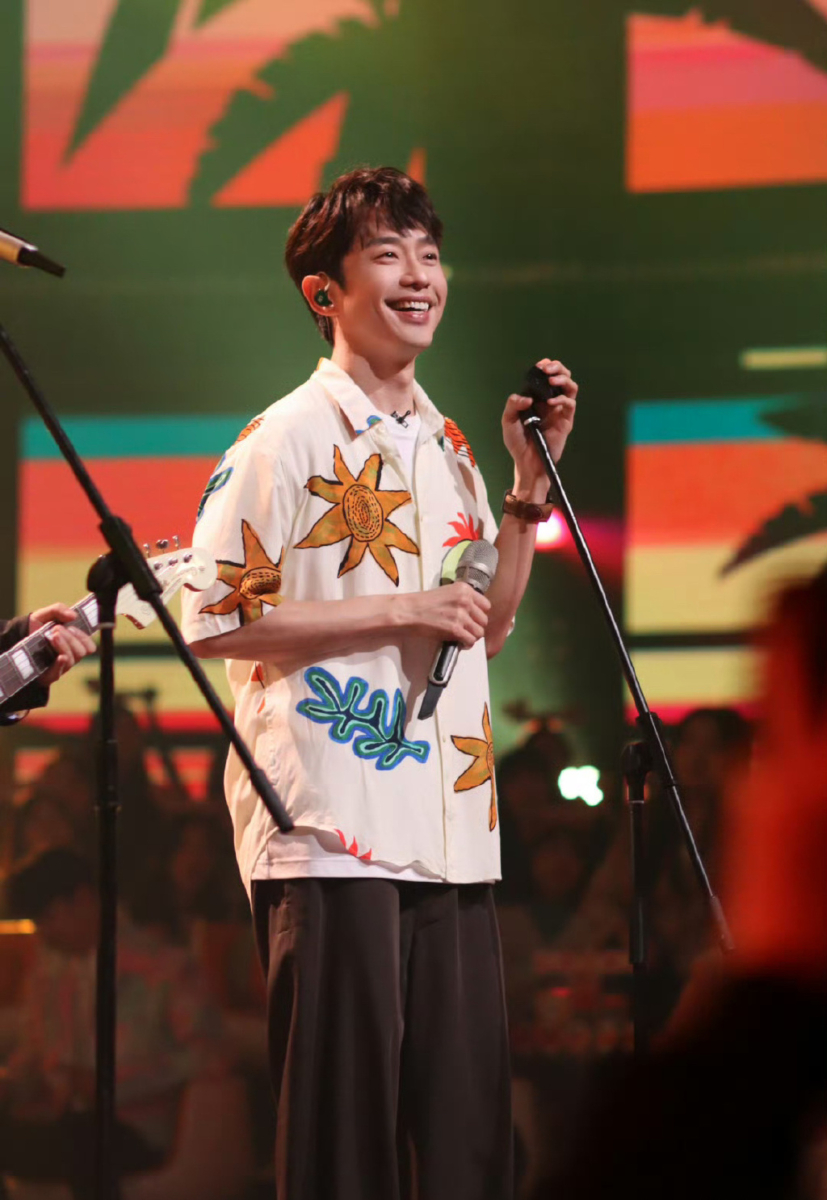 张栋梁被认证“网络E人”