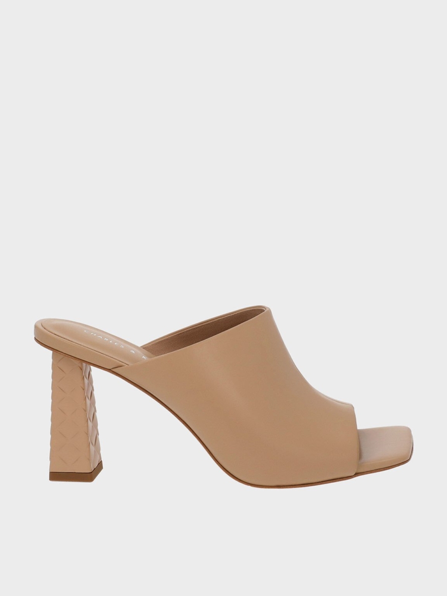 8、Open Toe Quilted Heel Mules