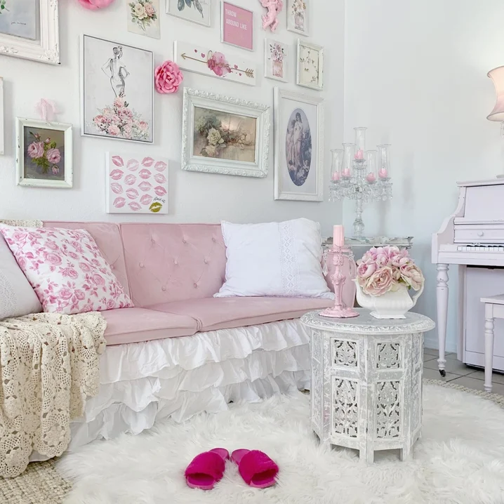 #Dena Daniels的真人芭比屋