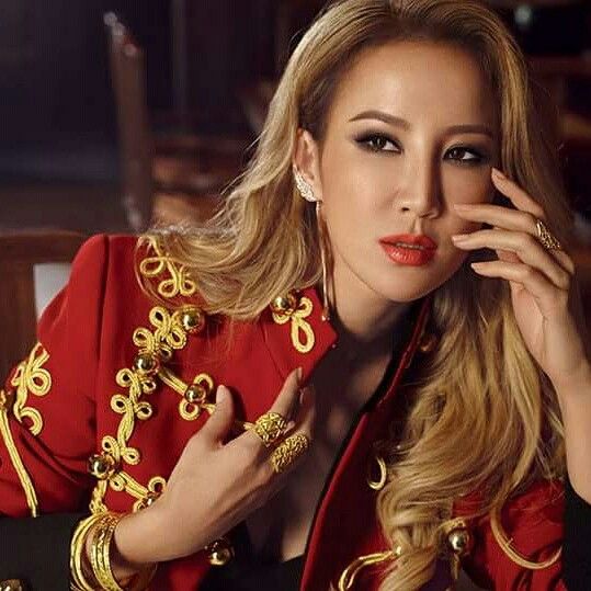 李玟