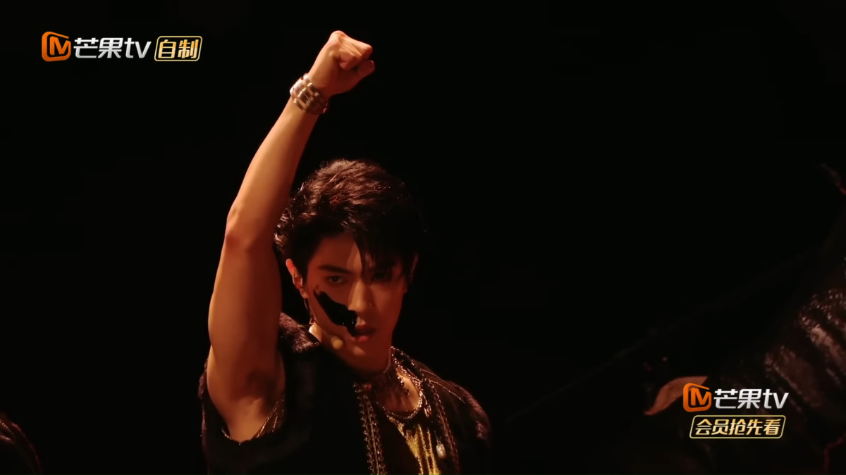 网友评价:「唱歌和 rap 都很一般」