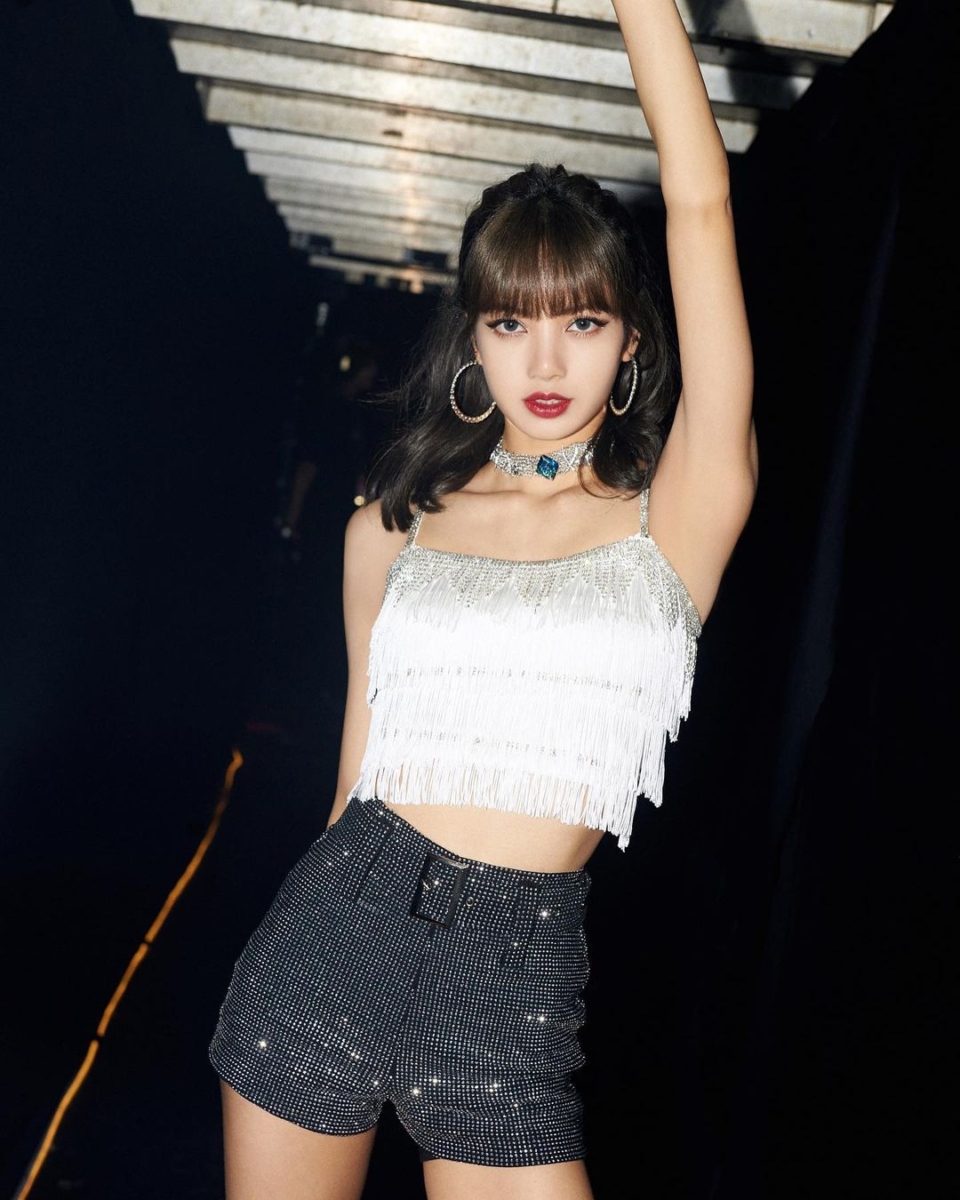 Lisa 粉丝对她的决定表示心痛