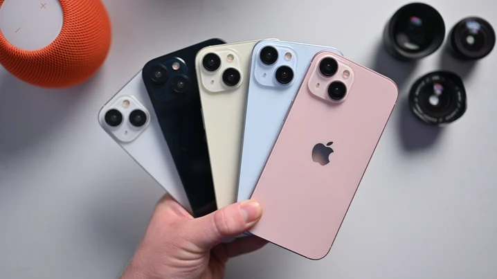 iPhone 15全新“实体机”的颜色