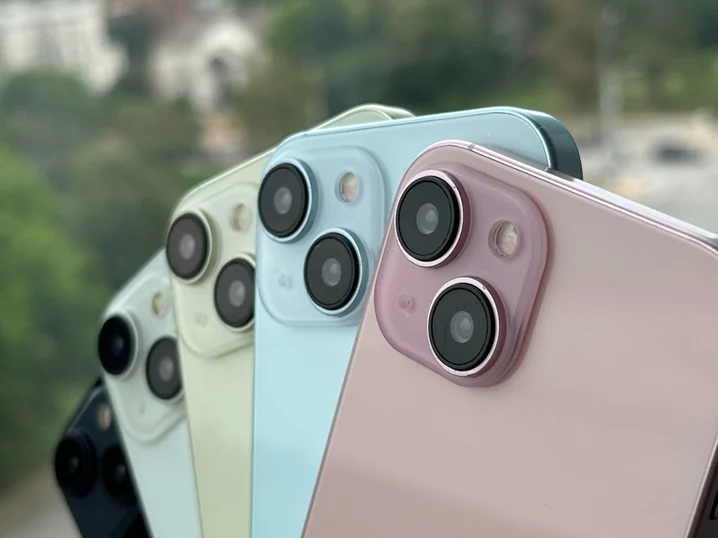 iPhone 15