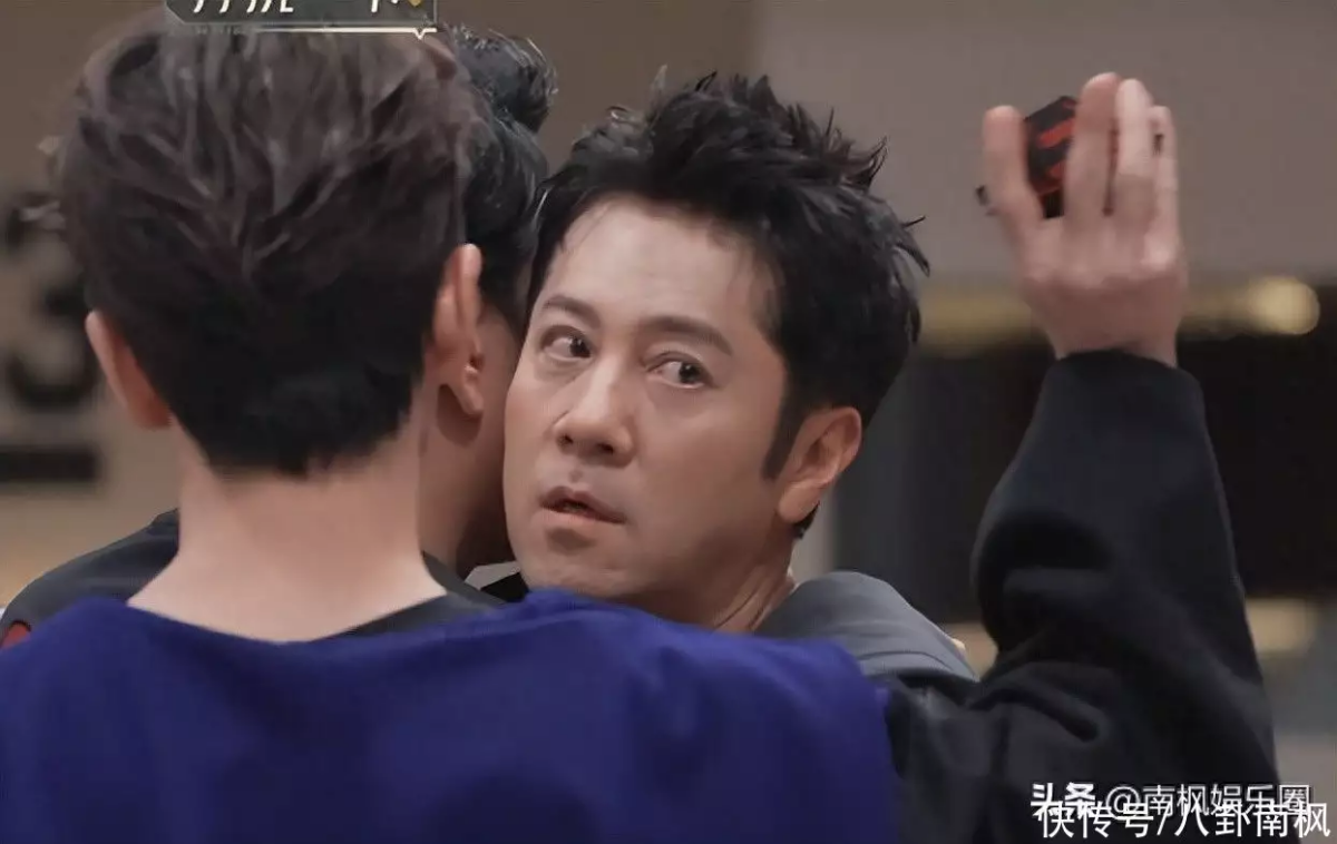 「蔡国庆」从王耀庆部落，来到陈楚生部落