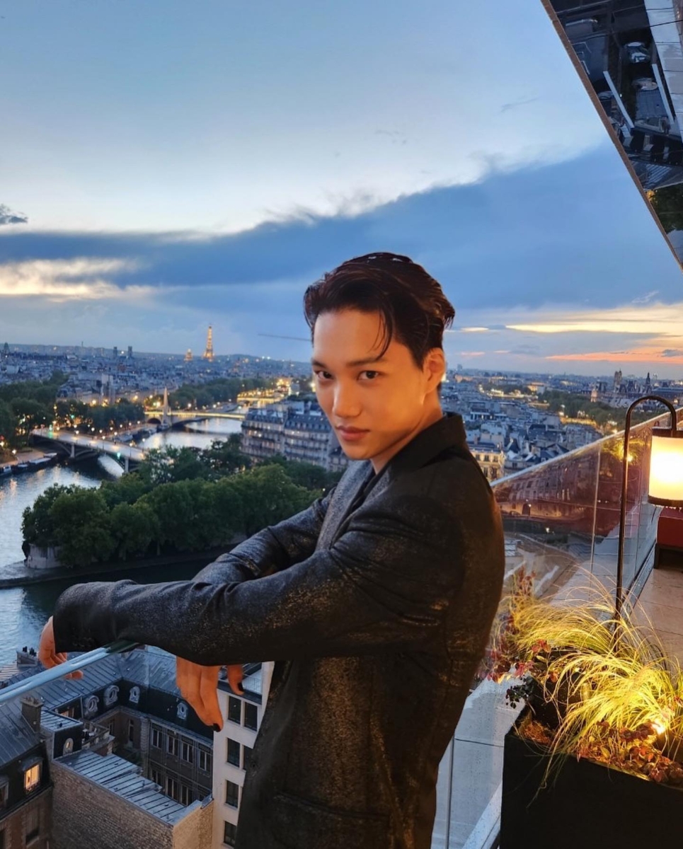 公开 25 天宣告分手