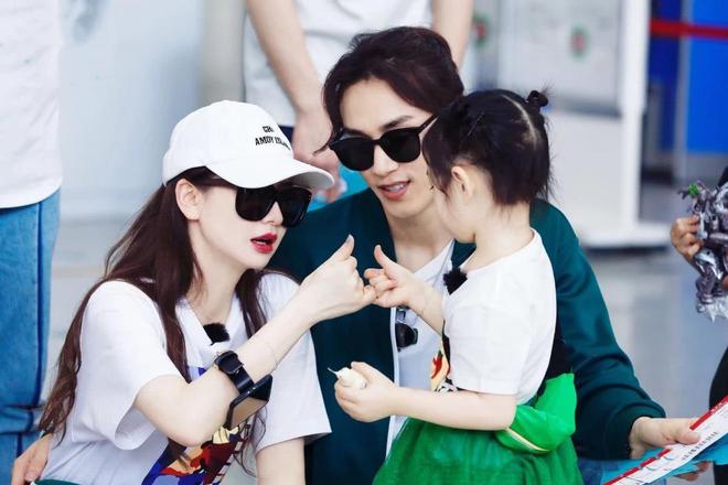 女儿 Lucky 就是他们婚姻幸福的最好映射