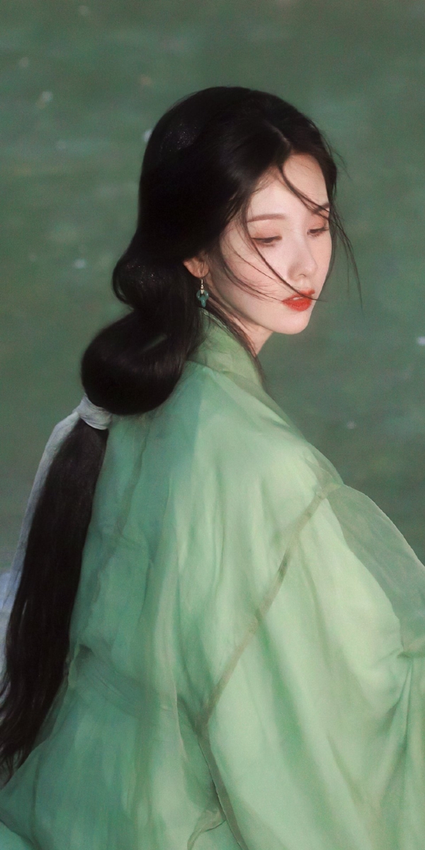 陈都灵和郭敬明二搭