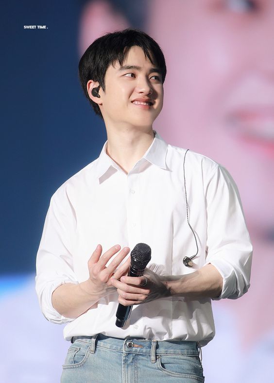 D.O.(都敬秀)